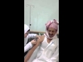 شاب سعودي خايف من الابره مضحك