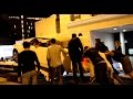 فيديو فريق نقل سيارات فارهة كاد أن يحطم رولز رويس عند تسليمها