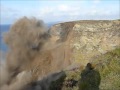 تصوير مدهش اثناء انهيار صخري ضخم