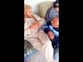 أمير داعش أبوبكر المصري يستهزئ برجل مسن والرجل يترجاه ويقبل قدمه كي لا يقتله