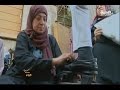 ماسحة أحذية.. تدرس الماجستير وتحلم بالدكتوراه