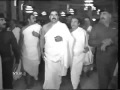 بالفيديو: ماذا حصل لصدام حسين وهو في مكة يحج وتم تصويره