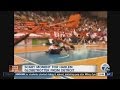 بالفيديو: لاعب كرة السلة - "استعرض" أمام الجمهور .فكاد أن "يموت"