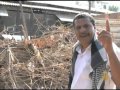 شاهد ...طيار حربي يمني يعمل حمالاً